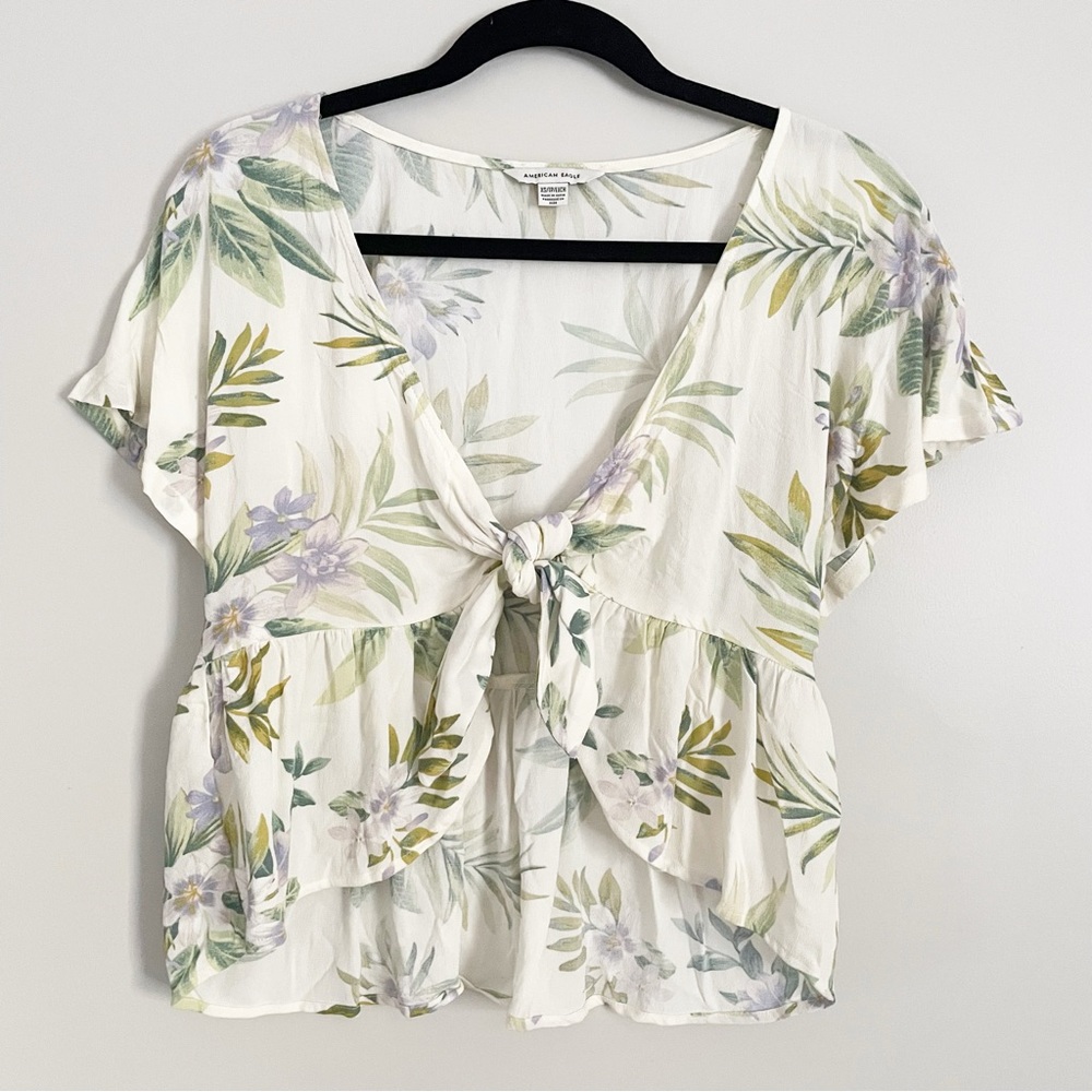 American Eagle Cropped cream purple floral tie front short sleeve top size XS